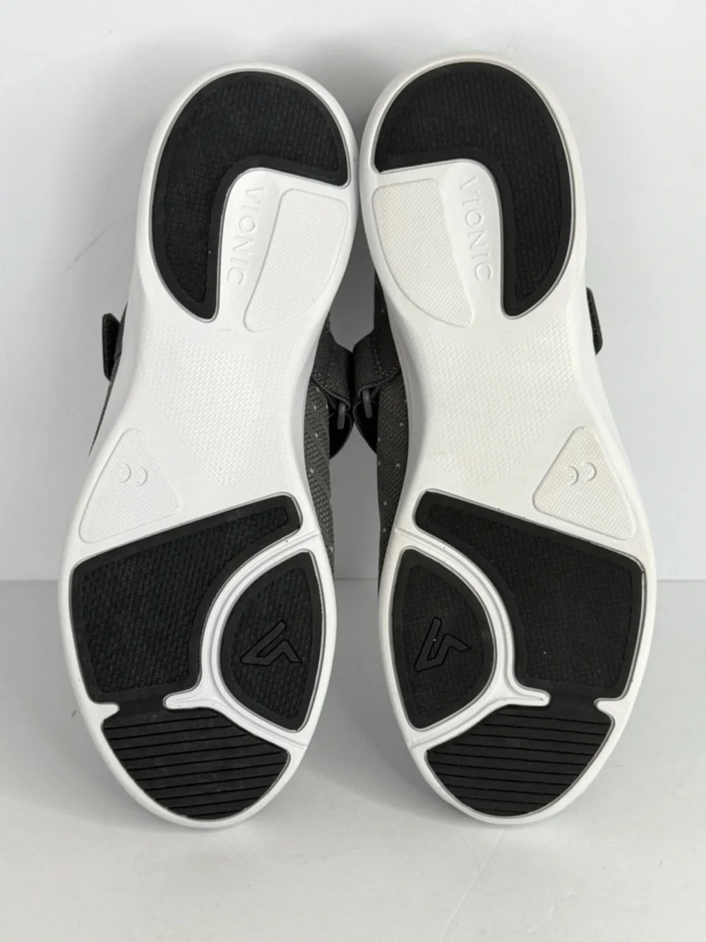 Vionic Jessica Mary Jane Sneakers Gray-White Size 9.5